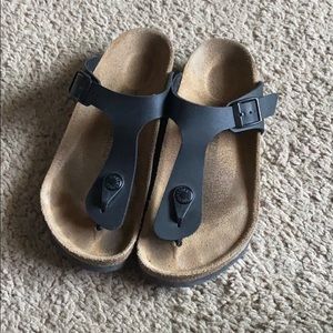 Girls Birkenstocks sandals size 2-2.5